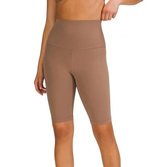 Lululemon Align Super High Rise Shorts 10 - Picture 3 of 15